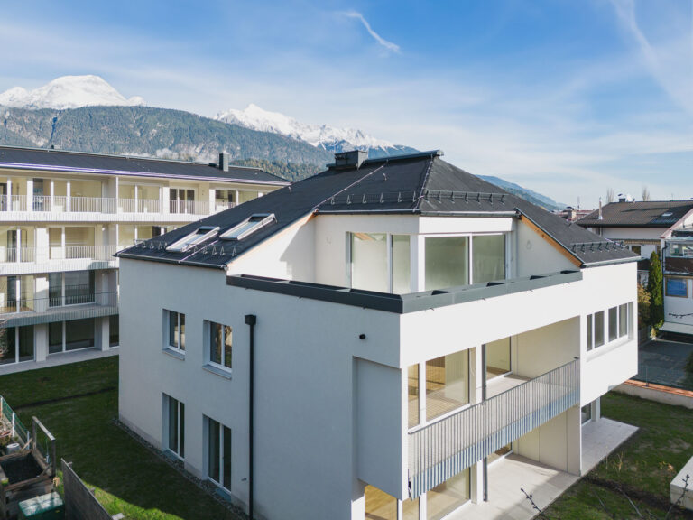 Neubau Tirol Innsbruck Immobilien Immobilienmarkt Tirol Bauträger Nachhaltig Bauen Wohnen Wohnung Wohnraum Innsbruck Wattens Neubau Wohnen Wohnung Gartenwohnung Wattens